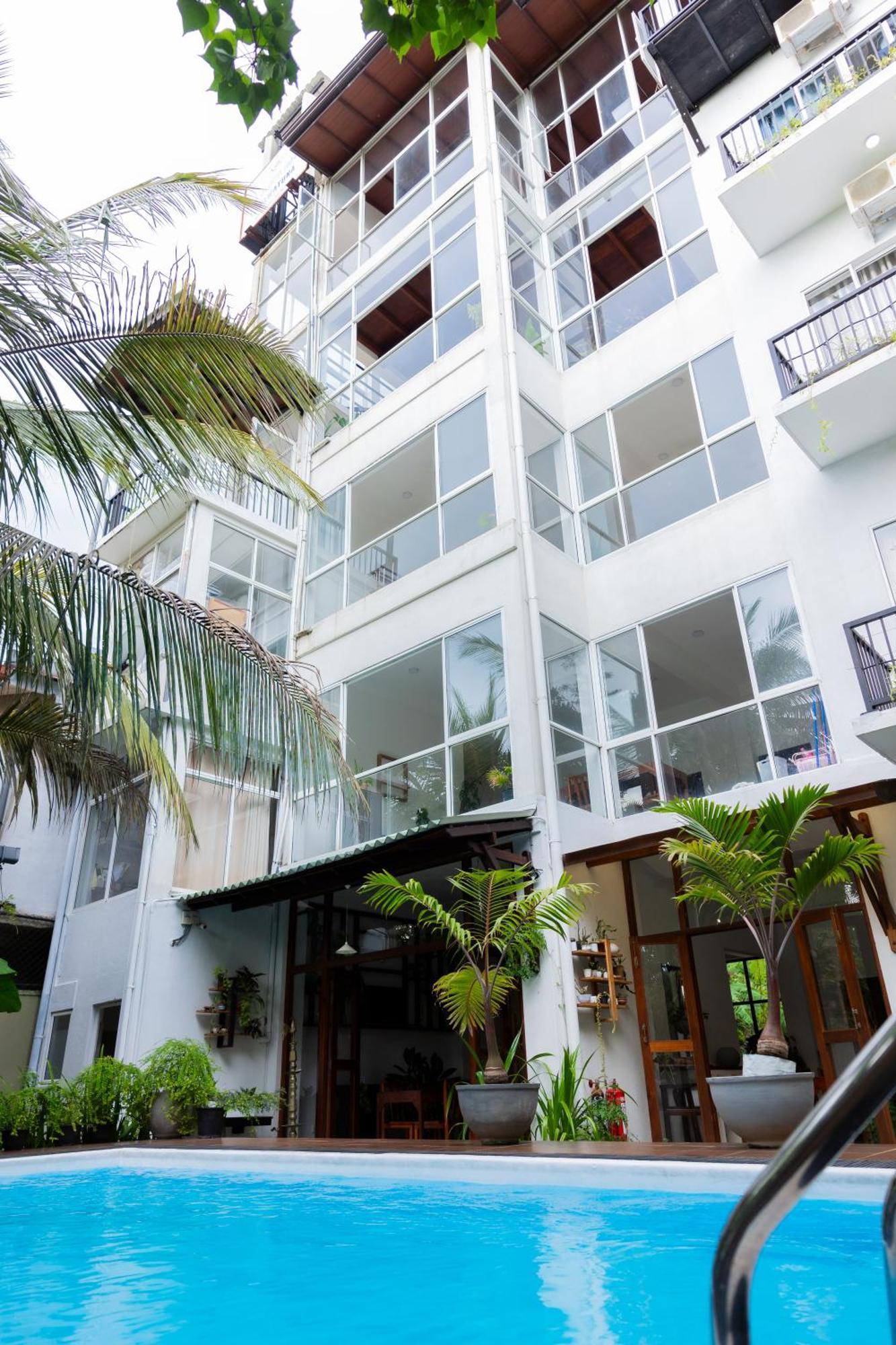 Hotel Sea Cloud à Unawatuna Extérieur photo